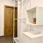 Poemi A La Cluj- Quiet, Kingsize Bed, Quiet Locat