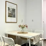 Apartment Poemi A La Cluj- Quiet, Kingsize Bed, Quiet Locat